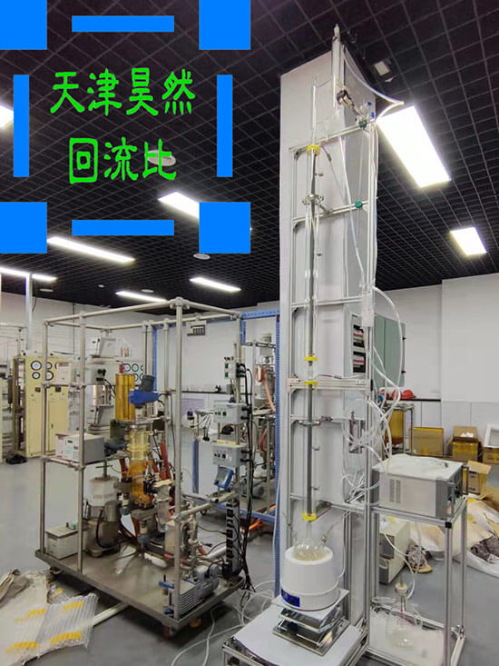 06實驗室間歇精餾裝置現場